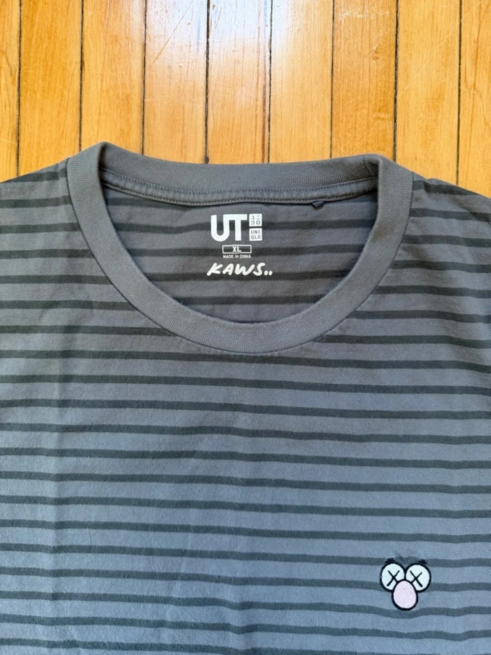 KAWS x Uniqlo BFF Striped Tee Dark Grey Unisex Sz. XL - Picture 4 of 7